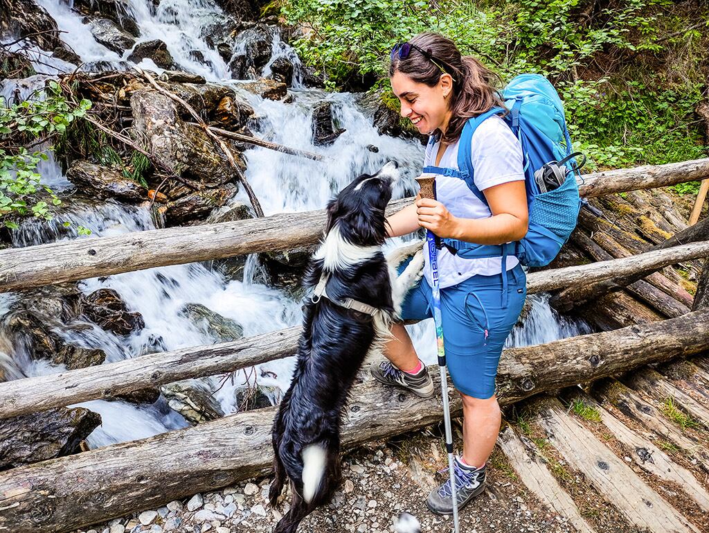 Julia ist local Hero für Südtirol mit Hund
